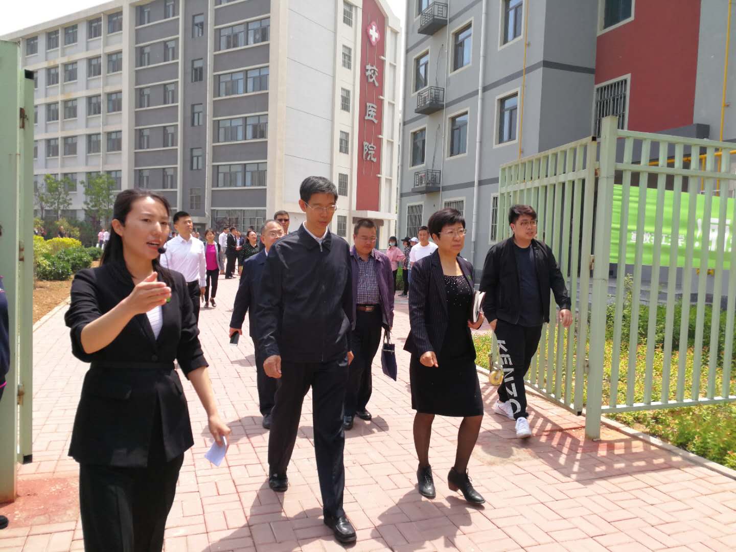 領導1.jpg